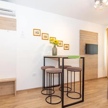 Casa Mia - Apartments & Suites Koper Buitenkant foto